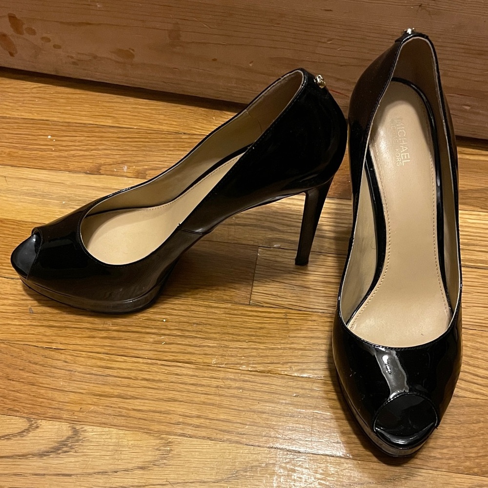 Michael Kors Glossy Black Peep Toe Heels
